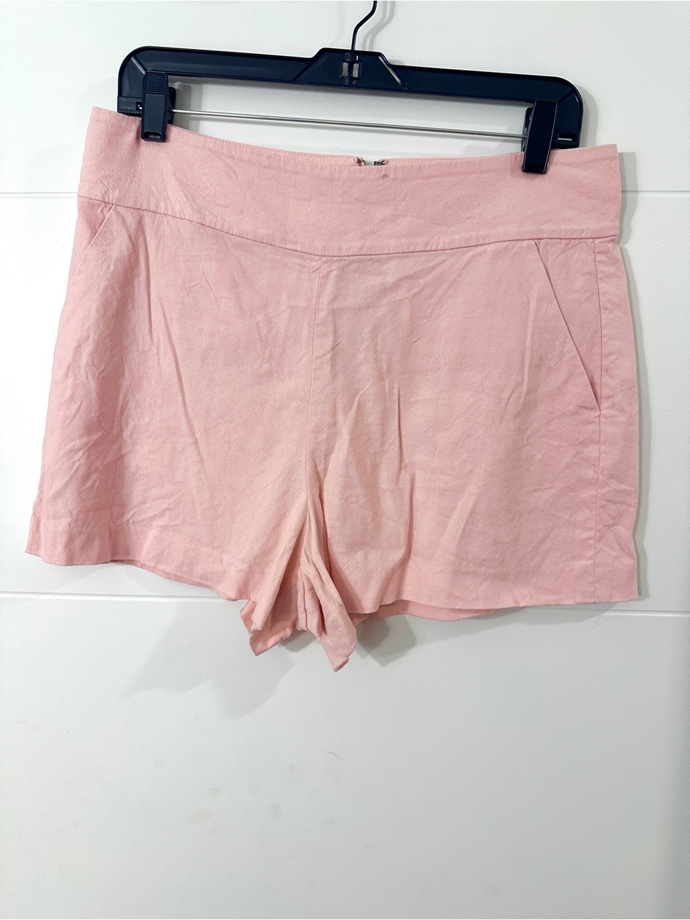 Alice + Olivia Pale Pink High-Waist Linen-Blend Shorts